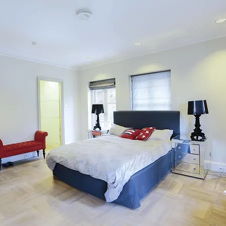 Couette-café Charlotte 5*