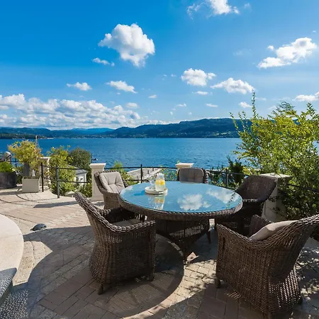 Charlotte Bed & Breakfast